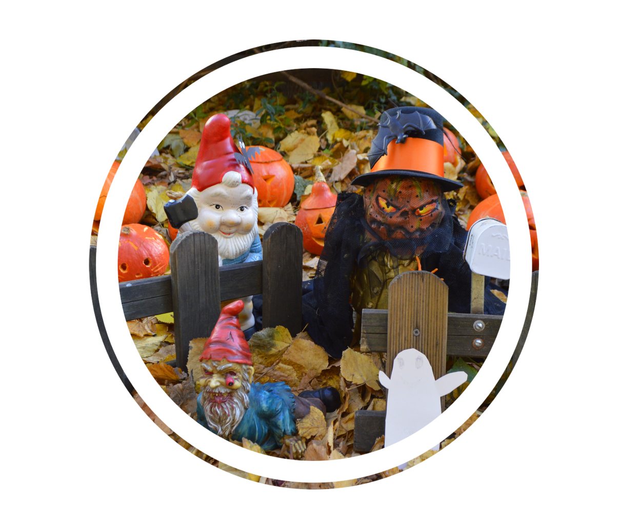 be kitschig blog Halloween meets Gnomevember Garden Gnomes